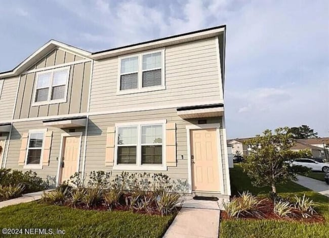 Photo - 608 Yellow Oaks Ln