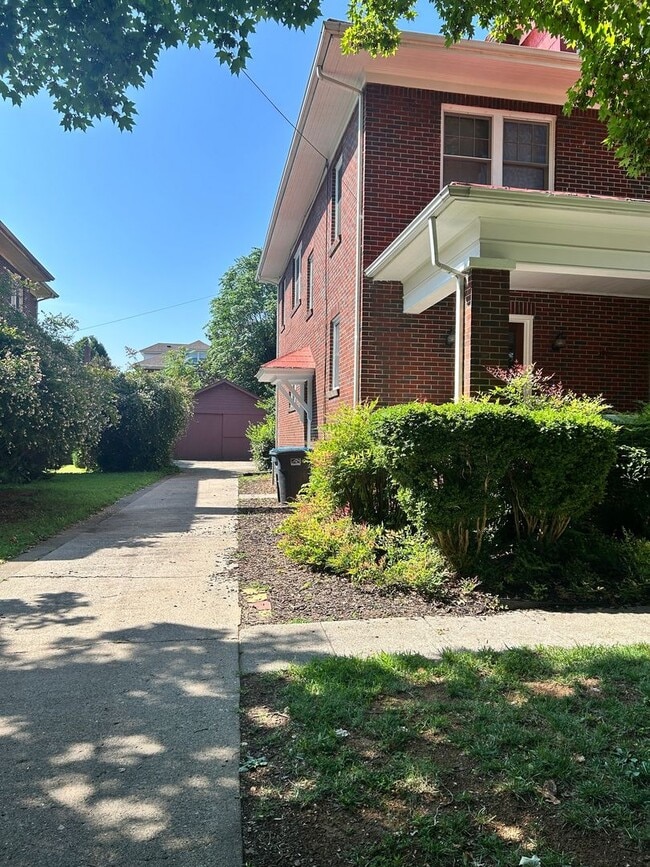 Photo - 2 Blocks from Grandin Village - Immaculate...