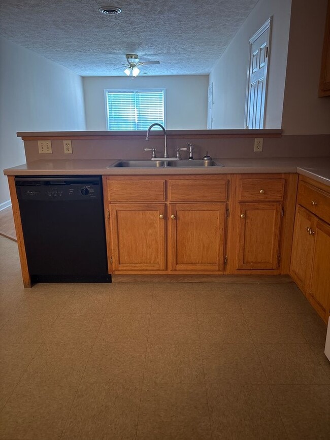 Photo - 286 Foxworth Dr Unit B