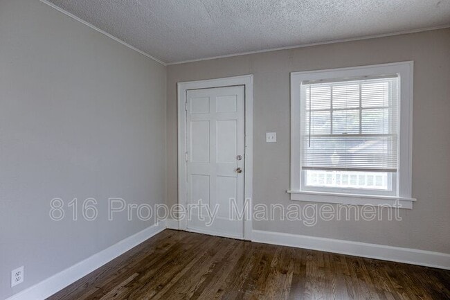 Photo - 3914 Jackson Ave