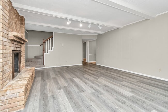 Photo - 12526 Hazelwood Ln