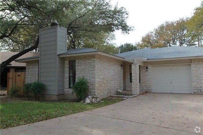 Building Photo - 6505 Columbia Oaks Ct Rental