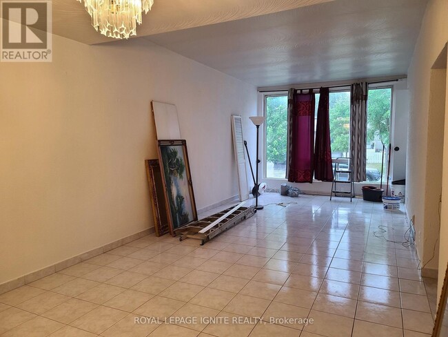 Photo - 170 Magnolia Ave