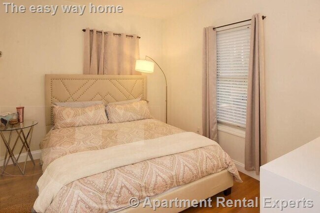 Photo - 56 Market St Unidad #1