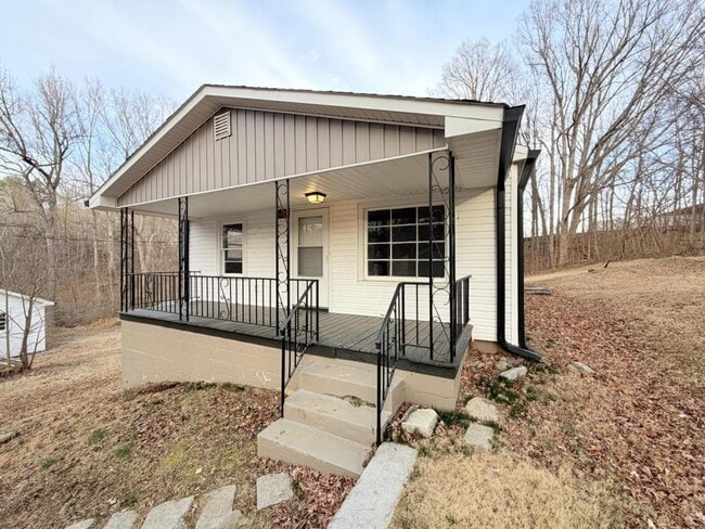 Photo - 1233 Dixie Pl