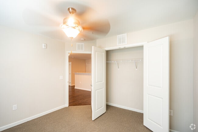 2BR, 2BA