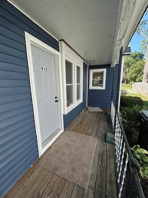 Photo - 915 Merrill St Unit Lower