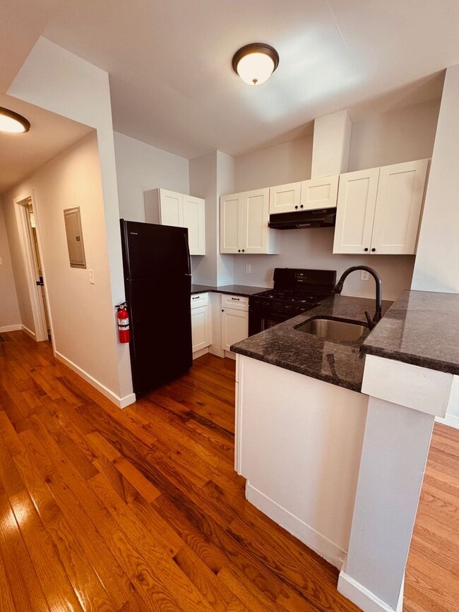 Building Photo - 221 Market St Unit 221 A