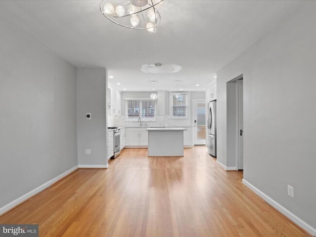 Photo - 808 S Oak St