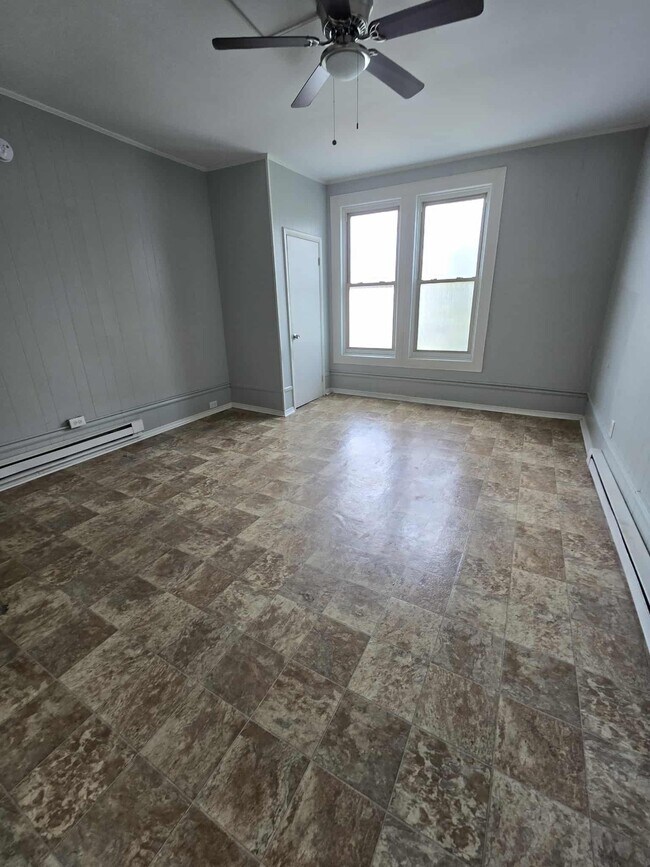 Photo - 30505 Prince William St