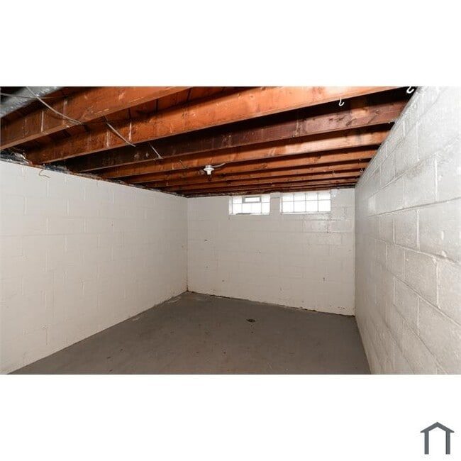 Photo - 12328 Grannis Rd