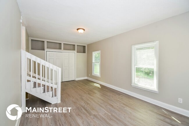 Photo - 162 Poplar Point Dr