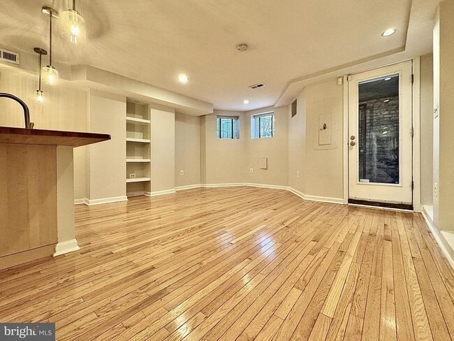 Building Photo - 2017 13th St NW