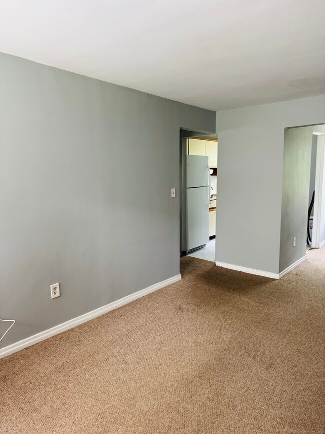 Photo - 9 Clarmore Dr Unidad APT 2B
