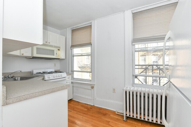 Photo - 409 Bloomfield St Unit 7
