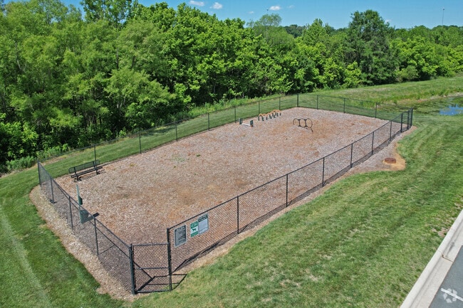 Leash Free pet play area