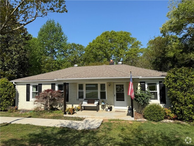 Building Photo - 1550 Old Seneca Rd Rental