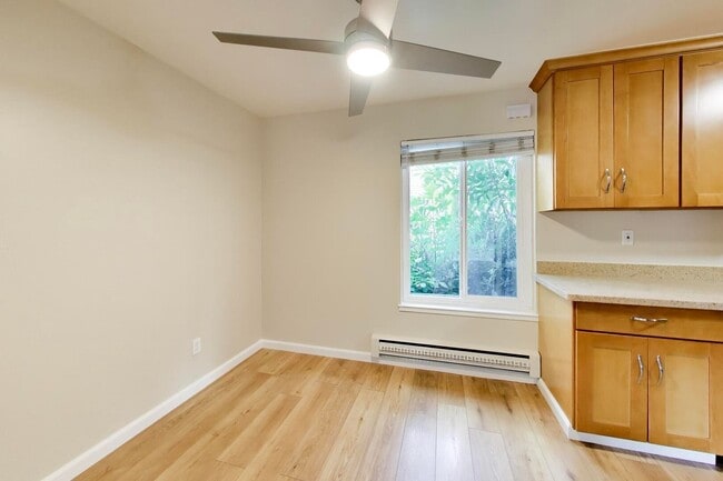 Photo - 1281 Ayala Dr Unit 01