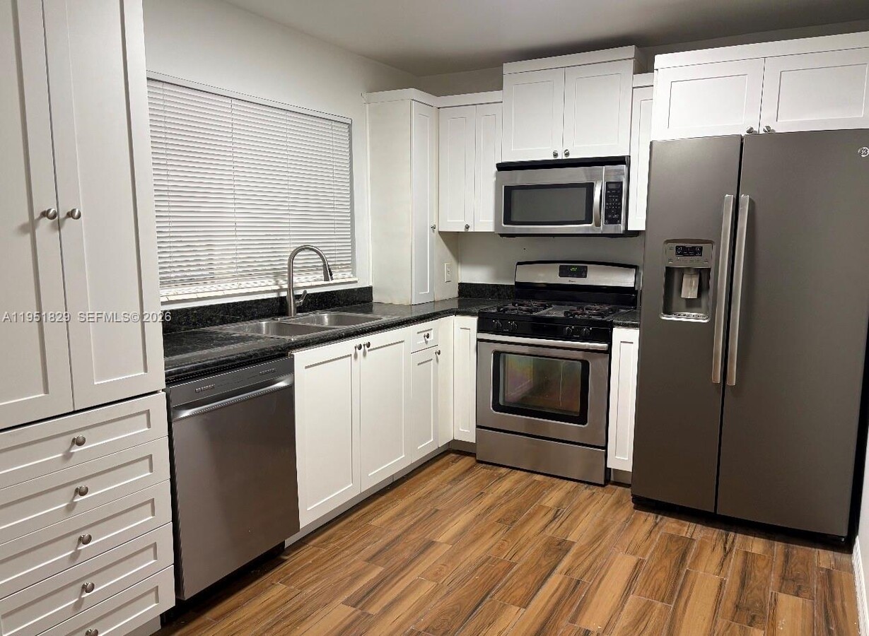 Photo - 7910 SW 131st Ave