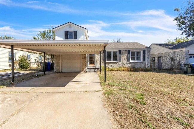 Photo - 717 N Stewart Ave