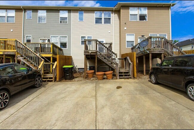 Photo - 1809 Wild Oaks Ct