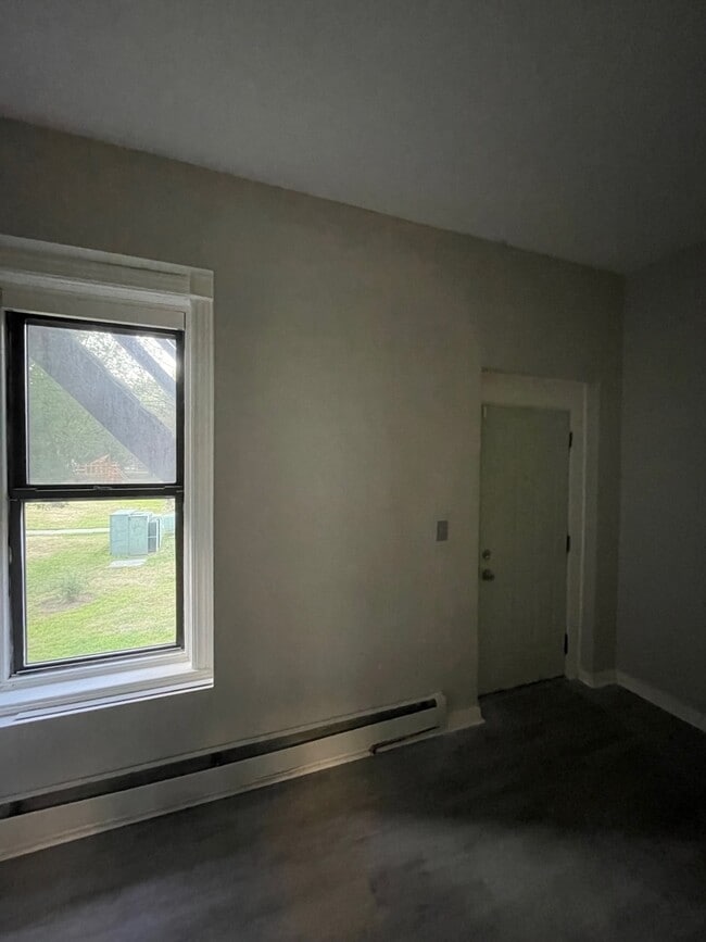Photo - 60 Westerlo St Unit 1
