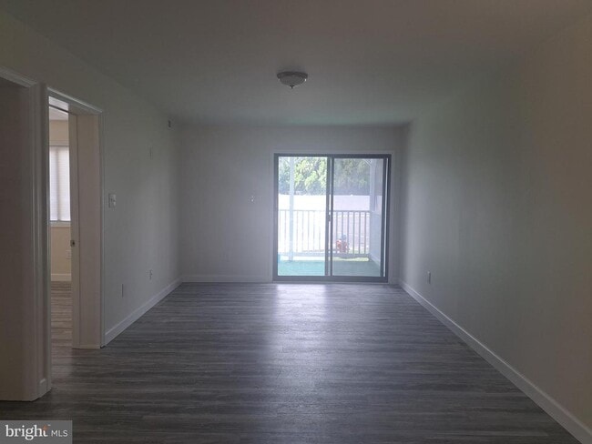 Building Photo - 35930 Beach Ave