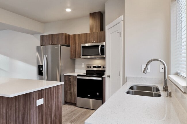 Photo - 1809 Eastgate Loop Unit 102