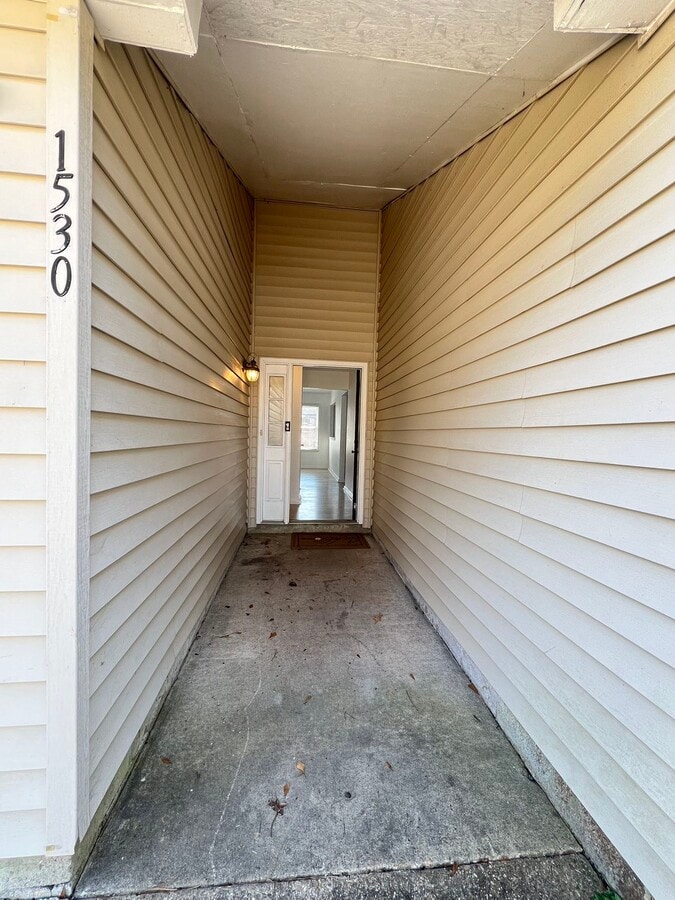 Photo - 1530 Hummingbird Ln