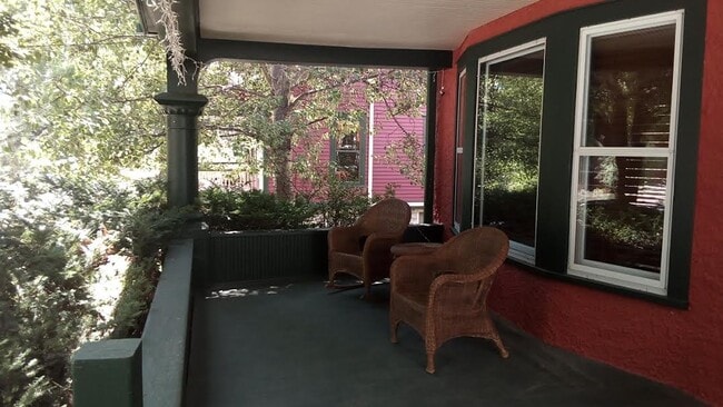Photo - 517 N Bateman St