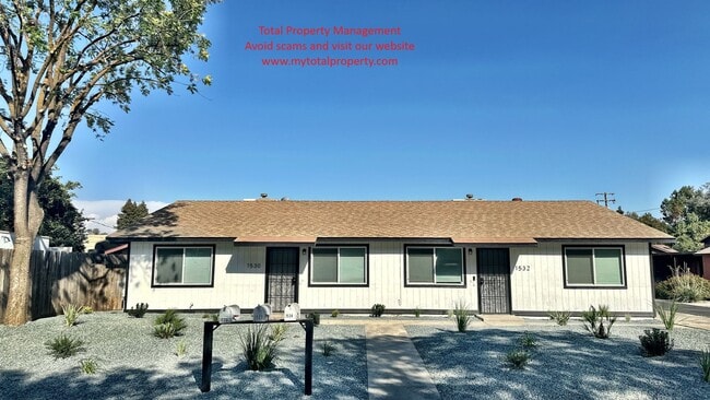 Photo - 1532 S Linwood St Unit 1532