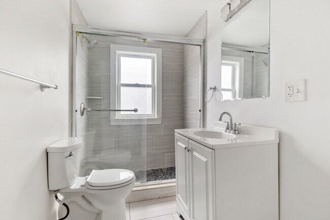 Photo - 268 Willow Ave Unidad 3