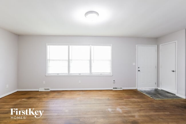 Photo - 8310 Kentucky Ave