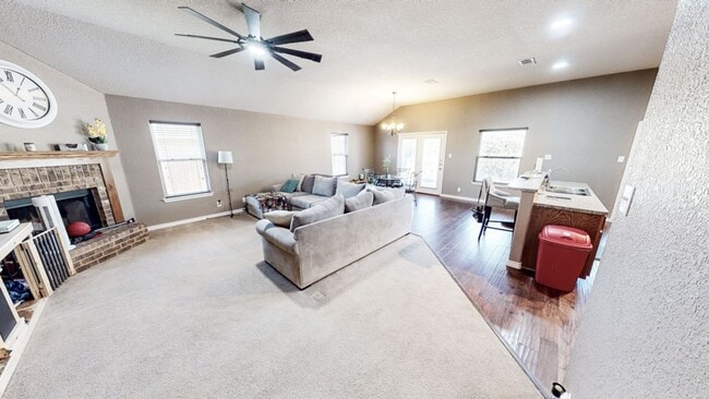 Photo - Spacious 3 Bedroom, 2 Full Bath, with Attached 2 Car Garage Single Family Home in Desired Good Ni...