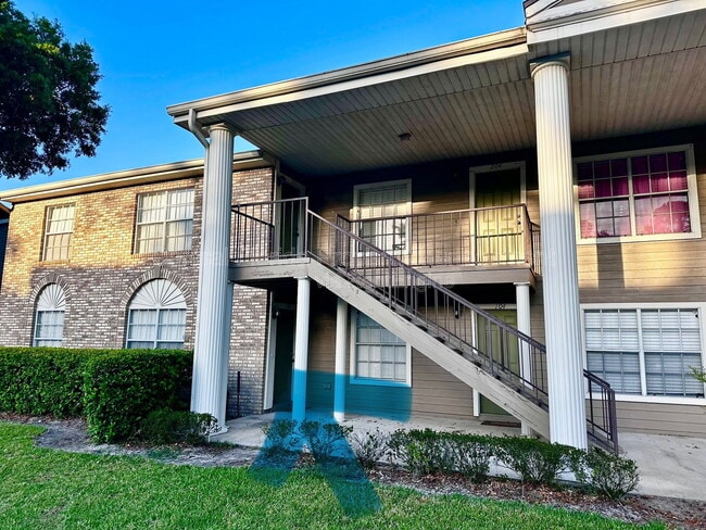 Building Photo - 144 Reserve Cir Unit 100