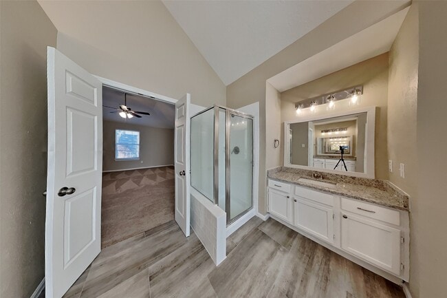 Photo - 16923 Poplar Hill St