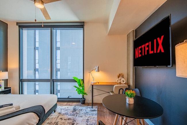 Photo - 700 N 4th St Unit ID1263152P