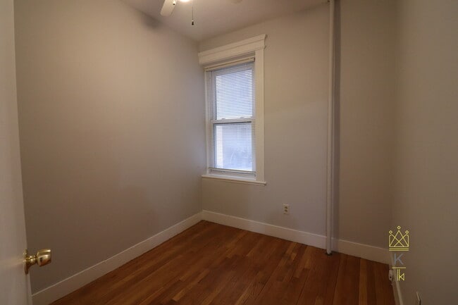 Photo - 31 Orkney Rd Unit 5