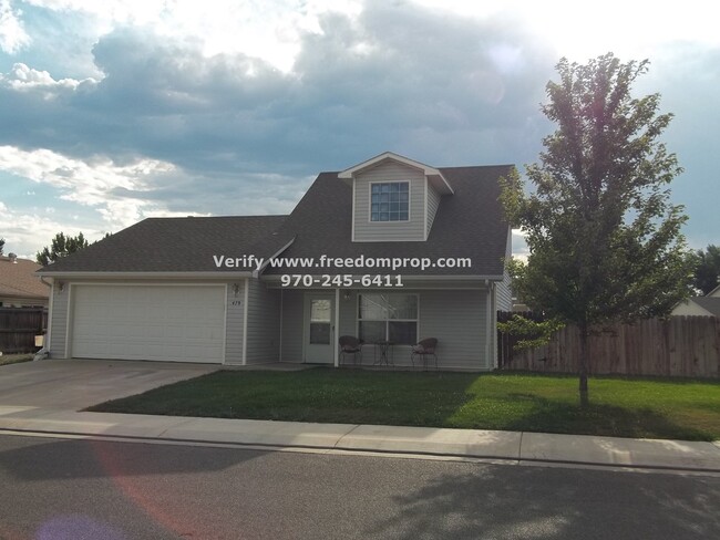 Three Bedroom Home with primary bedroom on... - Three Bedroom Home with primary bedroom on...