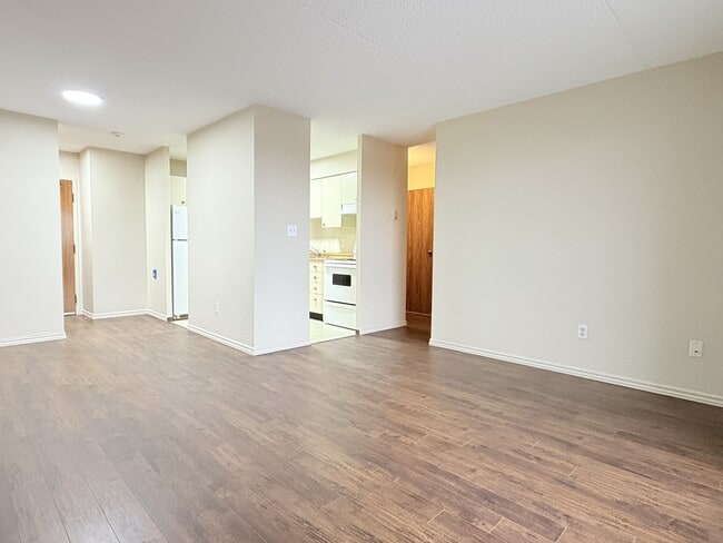 Photo - 1653 Ouellette Ave Unit 901