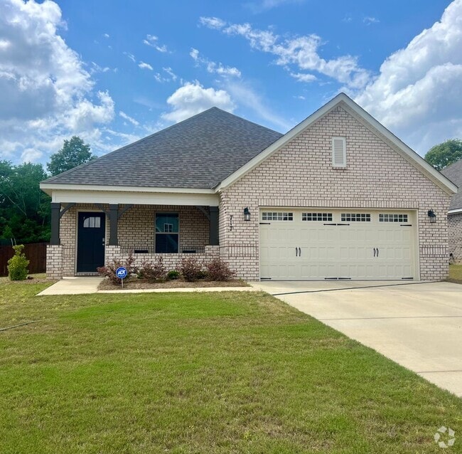 Building Photo - 717 Harbin Dr Rental