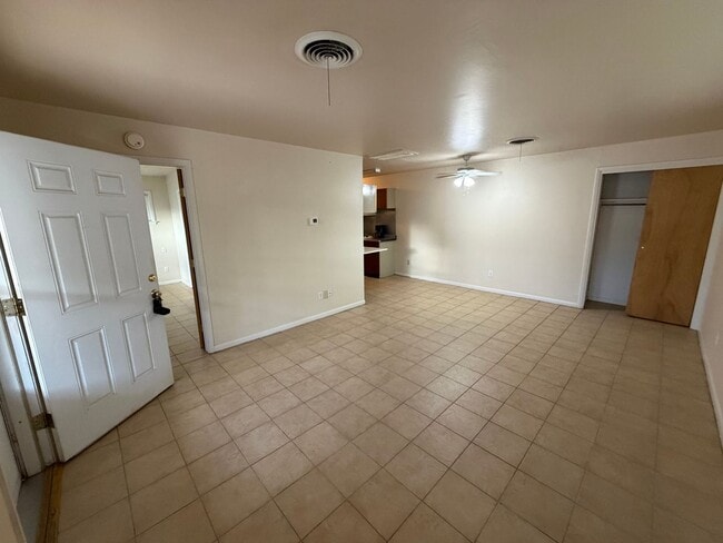 Photo - 2225 S Tyler St