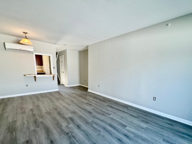 Photo - 466 Danbury Rd Unit APT 6