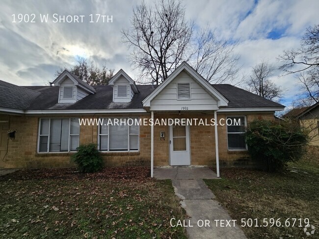 Building Photo - 1902 W Short 17th St Rental