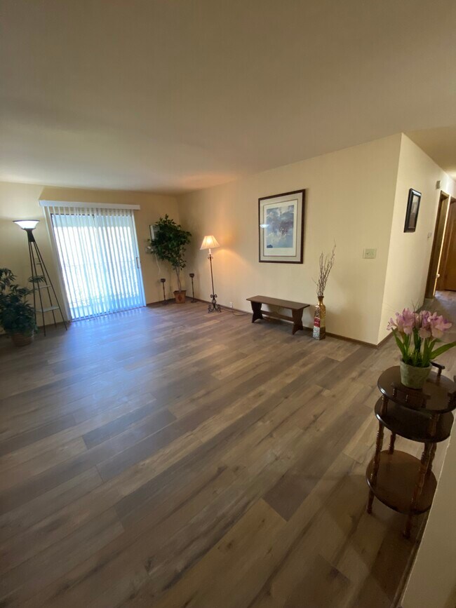 Photo - 6830 W Kathleen Ct