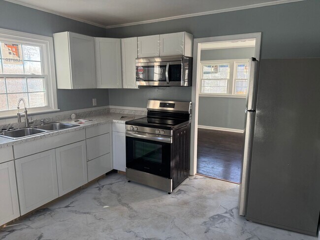 Photo - Updated 3 Bedroom 2 Bathroom Home