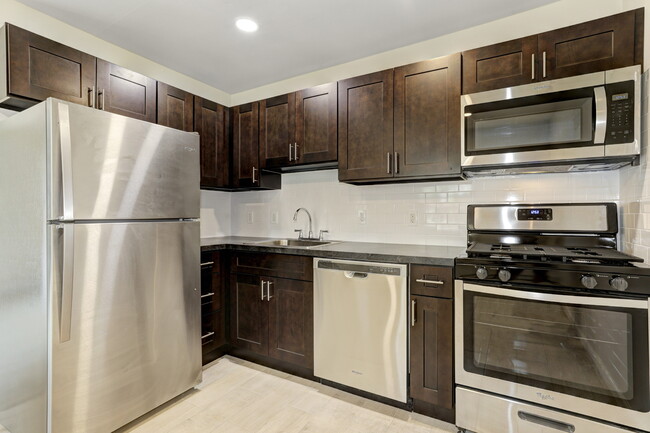 Photo - Brookwood Gardens