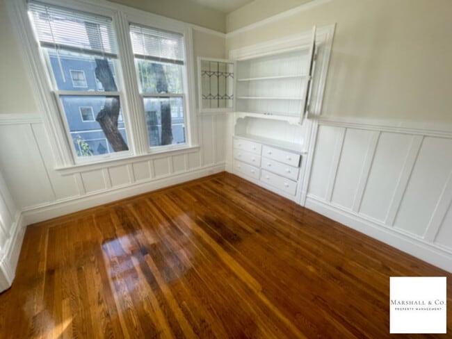 Photo - CLASSIC NOE VALLEY 1BD/1BAREMOD. BTHROOM, ...
