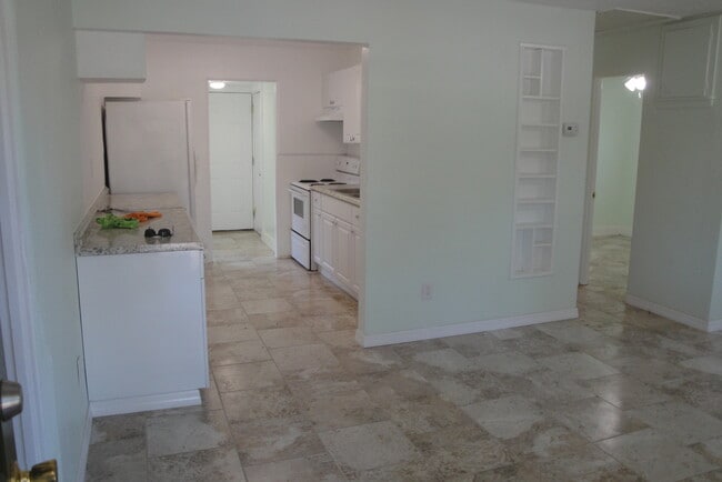 Photo - Three Bedroom One Bathroom House For Rent