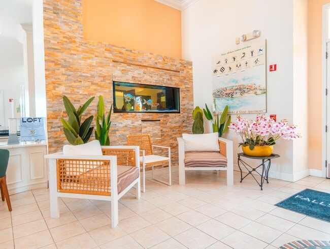 Clubhouse - Falls Of Pembroke